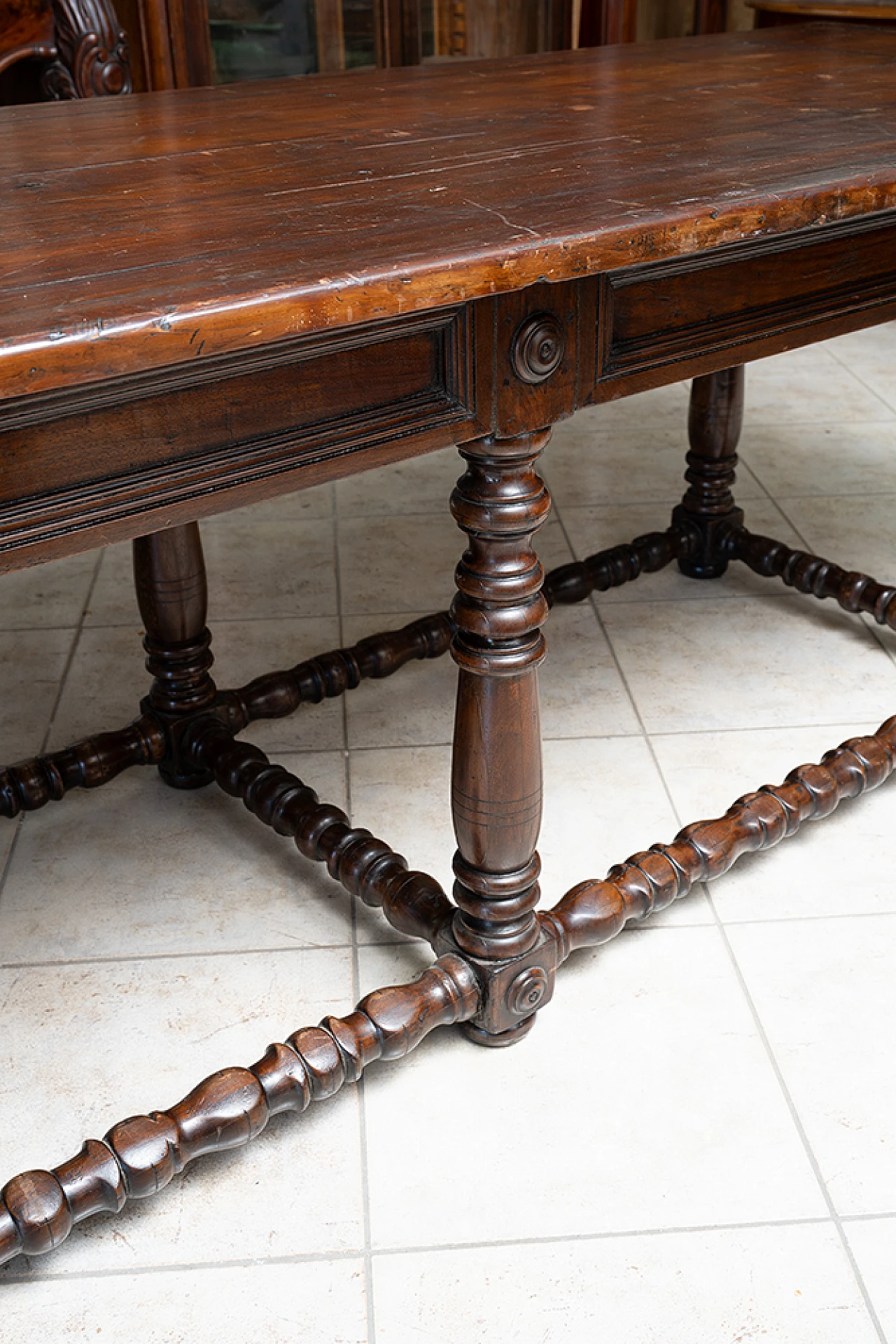 Tuscan solid walnut refectory table, 17th century 2