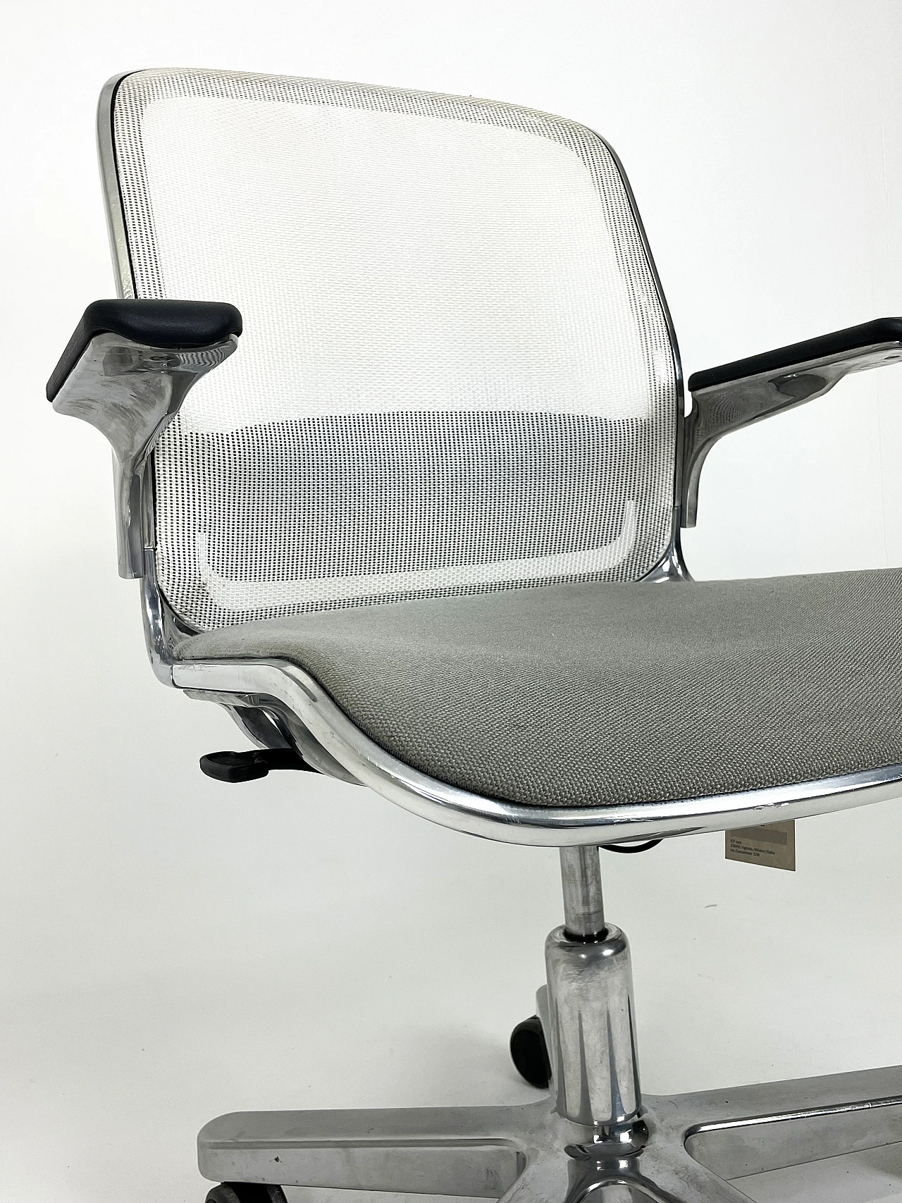 Cloud office chair by Ettore Sottsass for ICF, 1970s 7