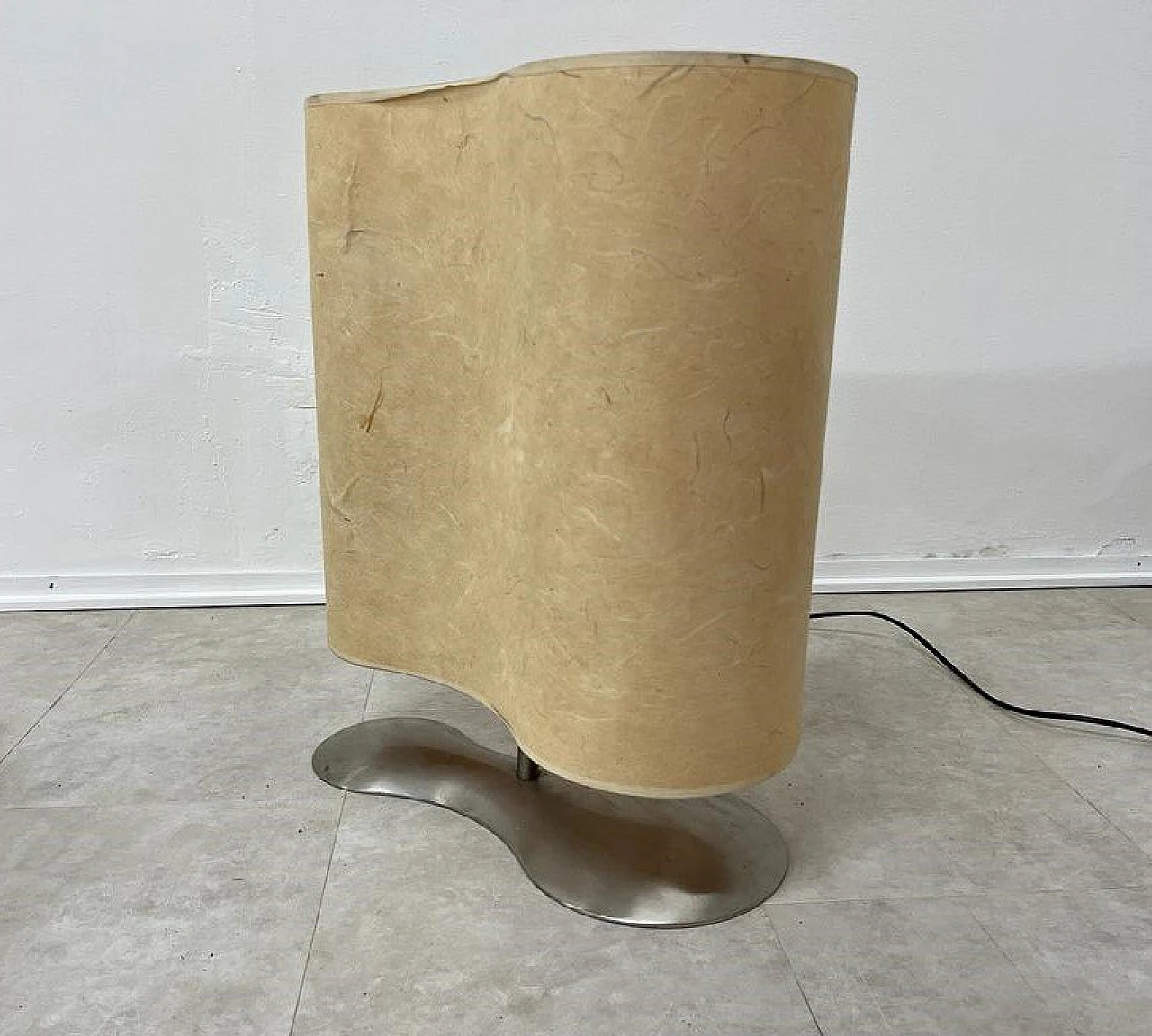 Parchment & metal table lamp by Fontana Arte, 1960s 1