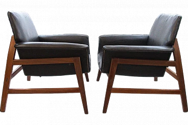 Pair of armchairs in wood & leather in the style of G. Frattini, 1960s