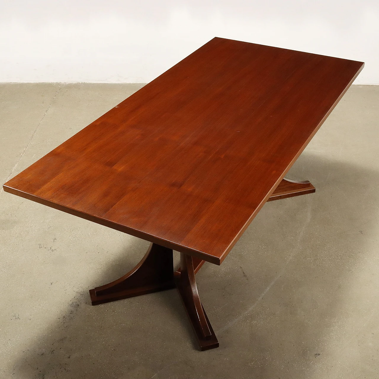 Walnut veneered table attributed to Franco Albini, 1960s 3