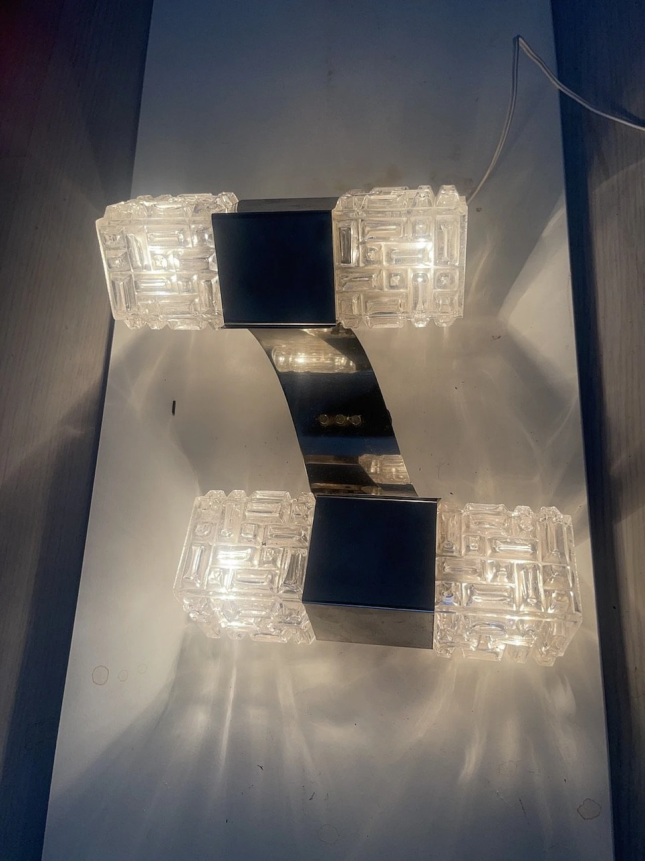 4 Wall lights in crystal and chrome metal, 1970s 2