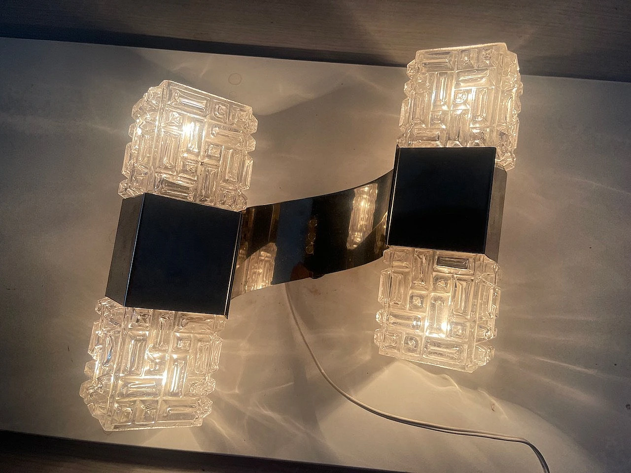 4 Wall lights in crystal and chrome metal, 1970s 8