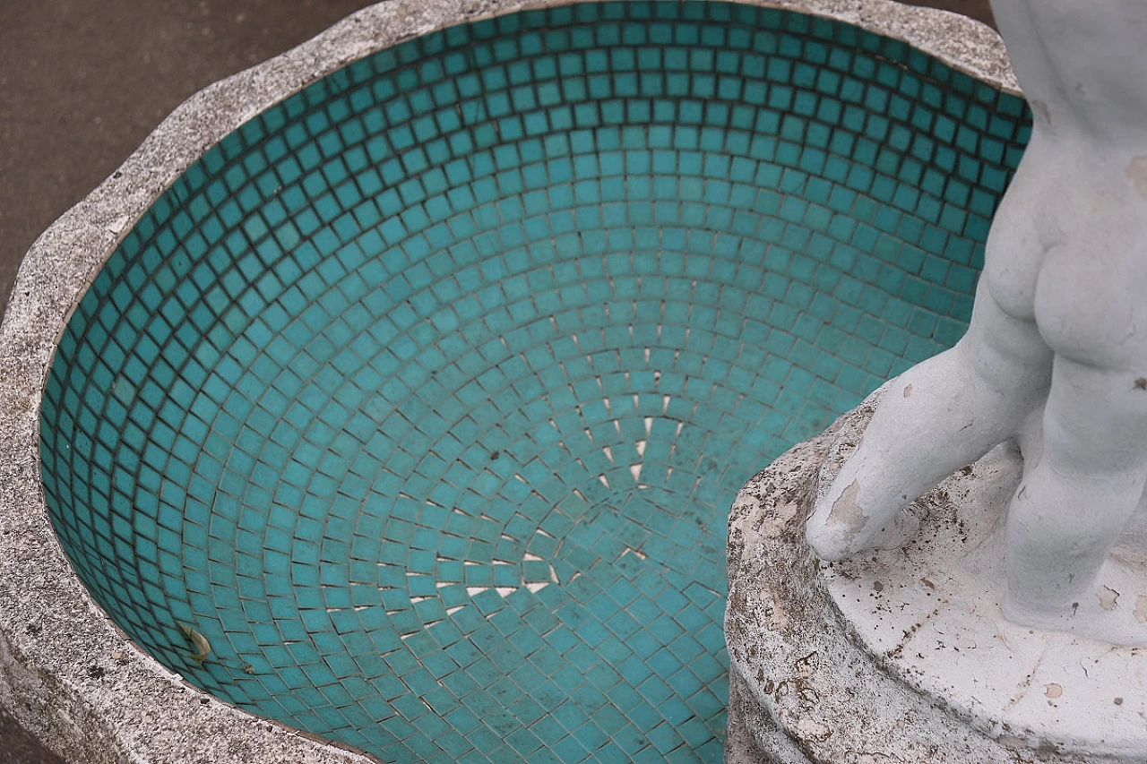 Neoclassical style garden fountain, early 20th century 10