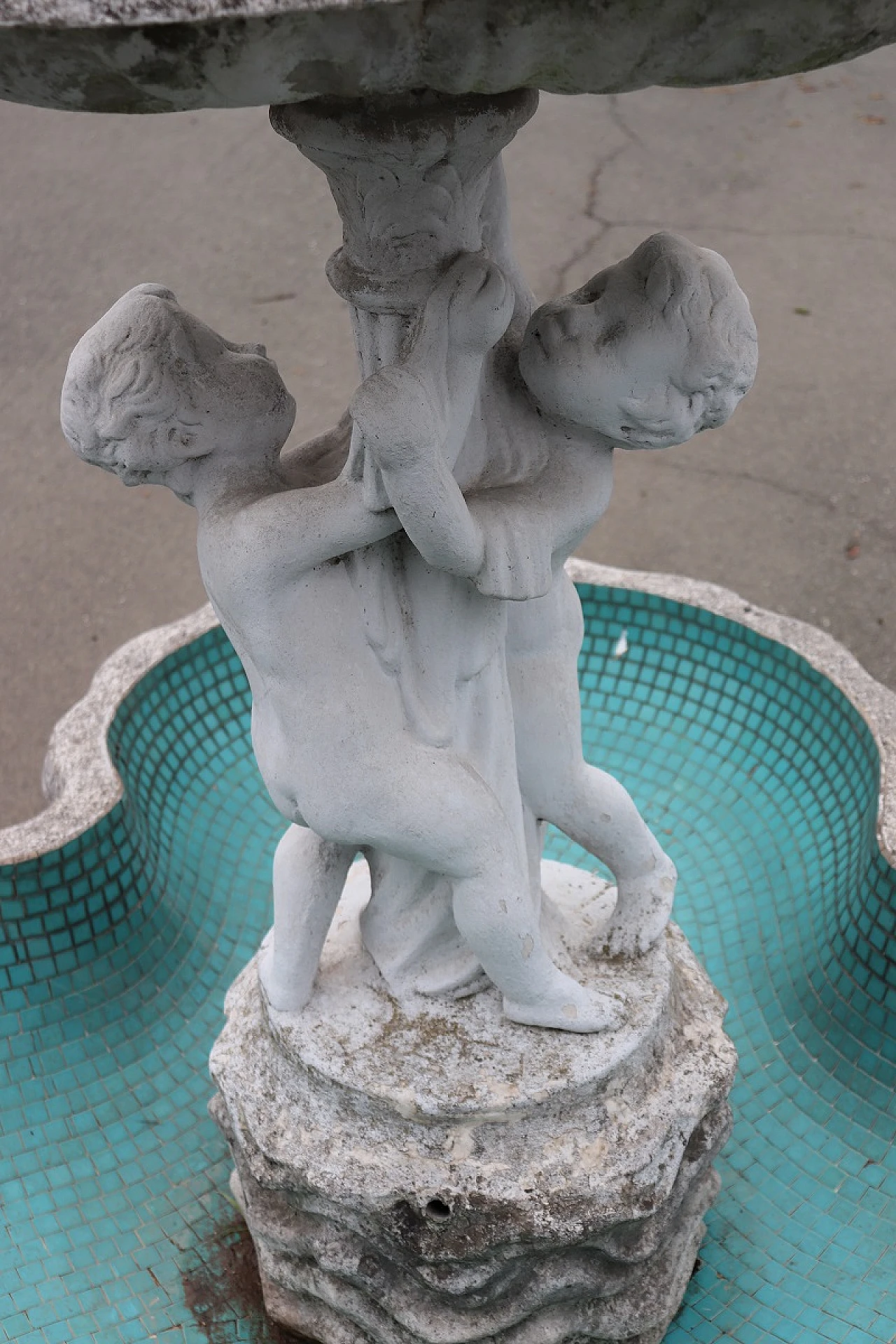 Neoclassical style garden fountain, early 20th century 12