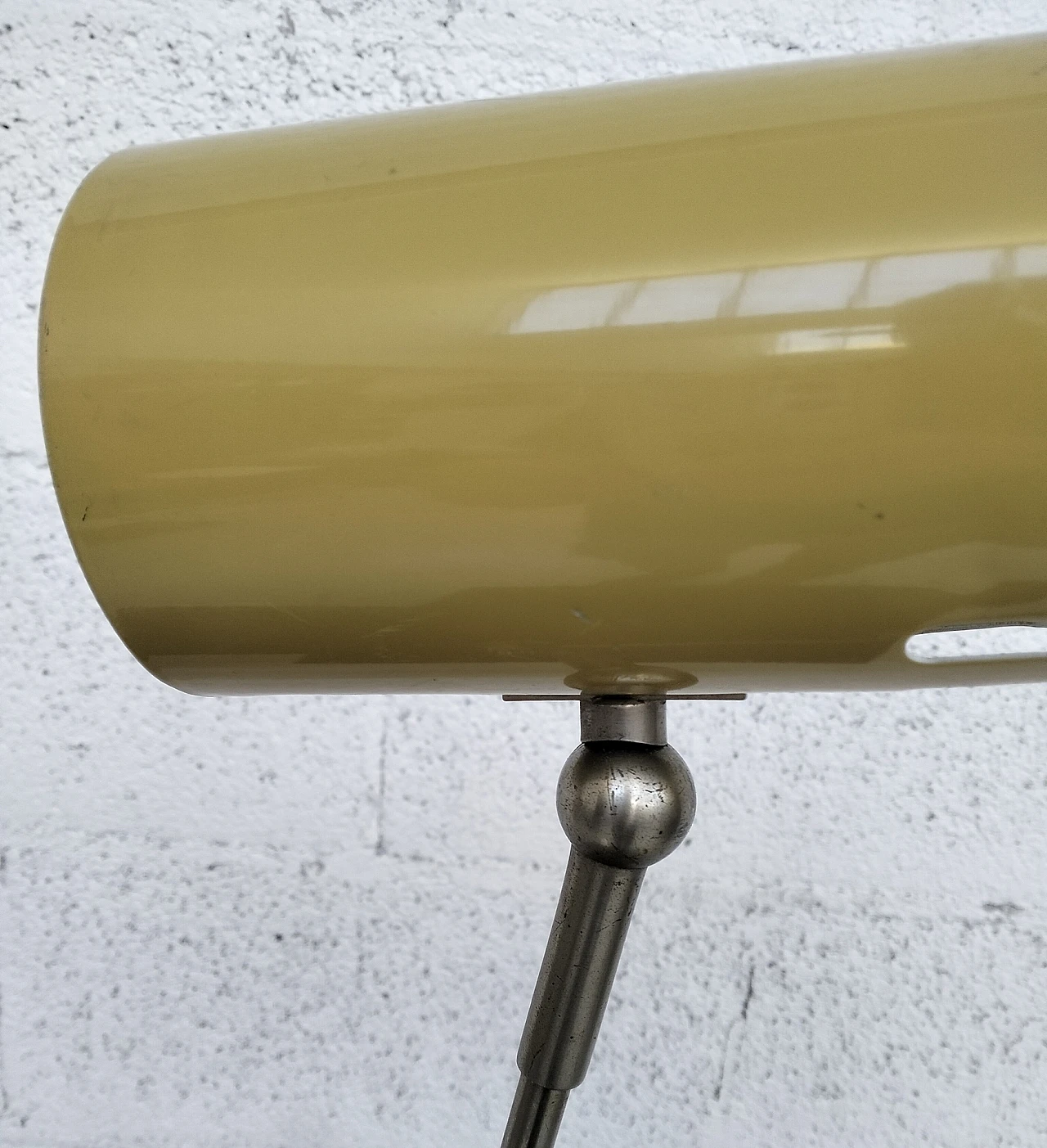 Lampada da tavolo a morsetto in metallo beige di Stilnovo, anni '50 14