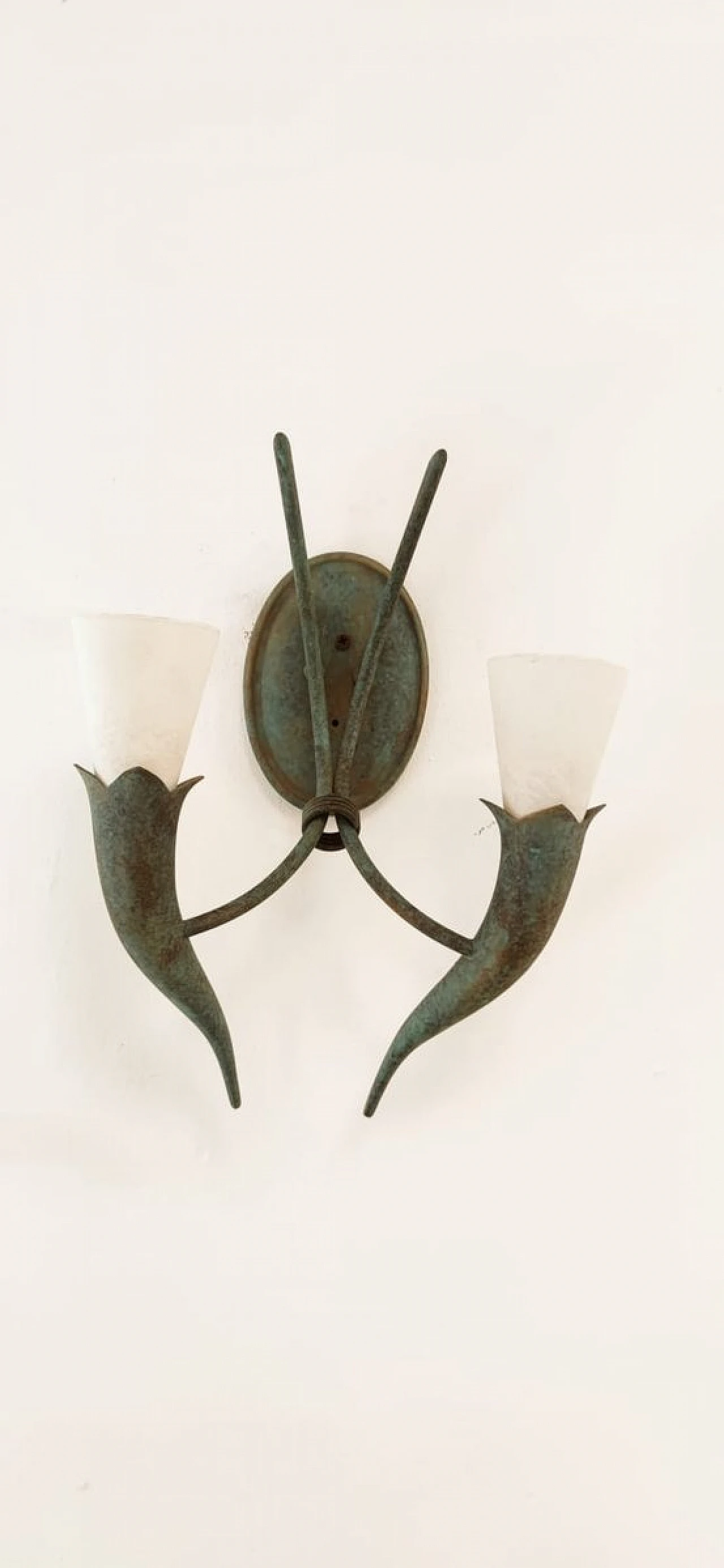 Etruscan style wall light in brass and glass, 1970s 1