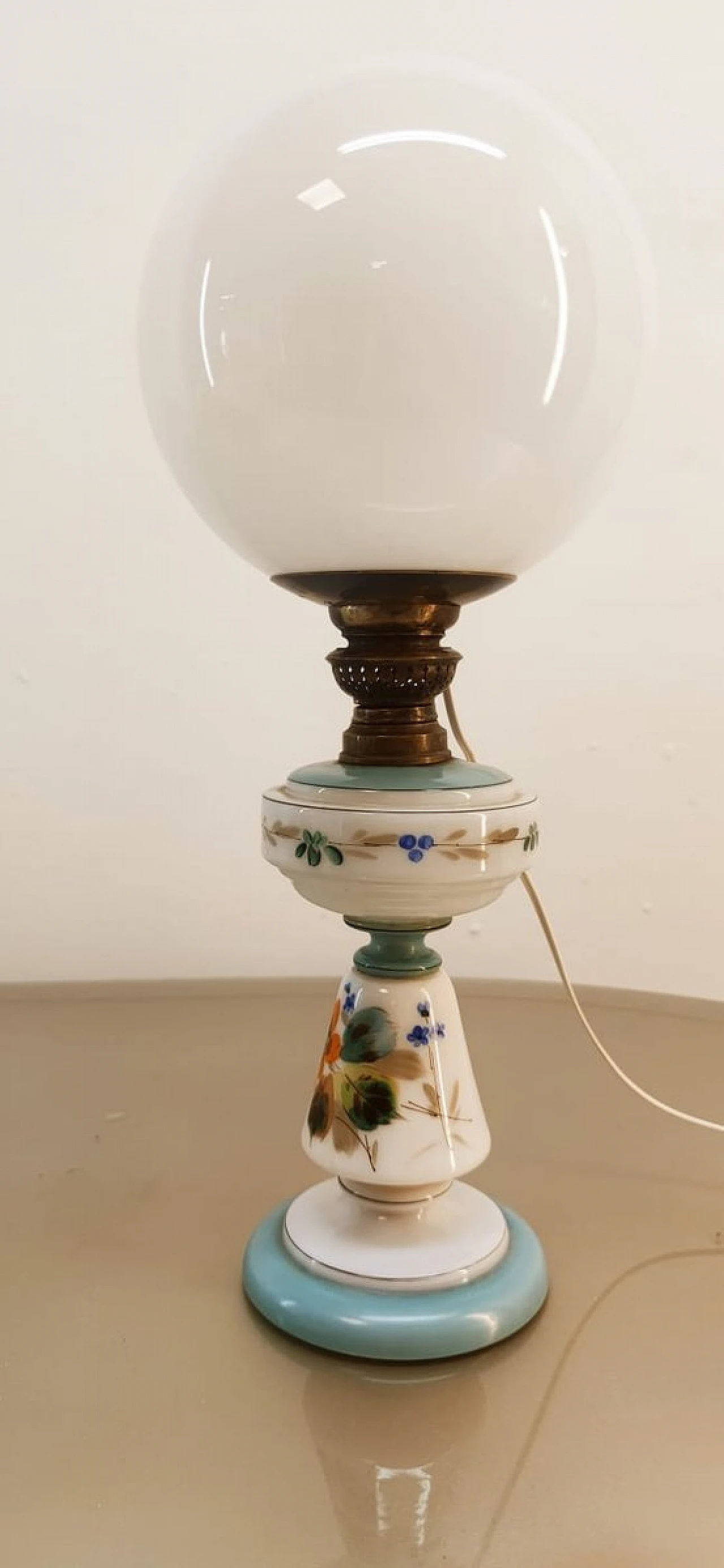 Spherical table lamp in glass with floral motifs & brass, 1950s 2