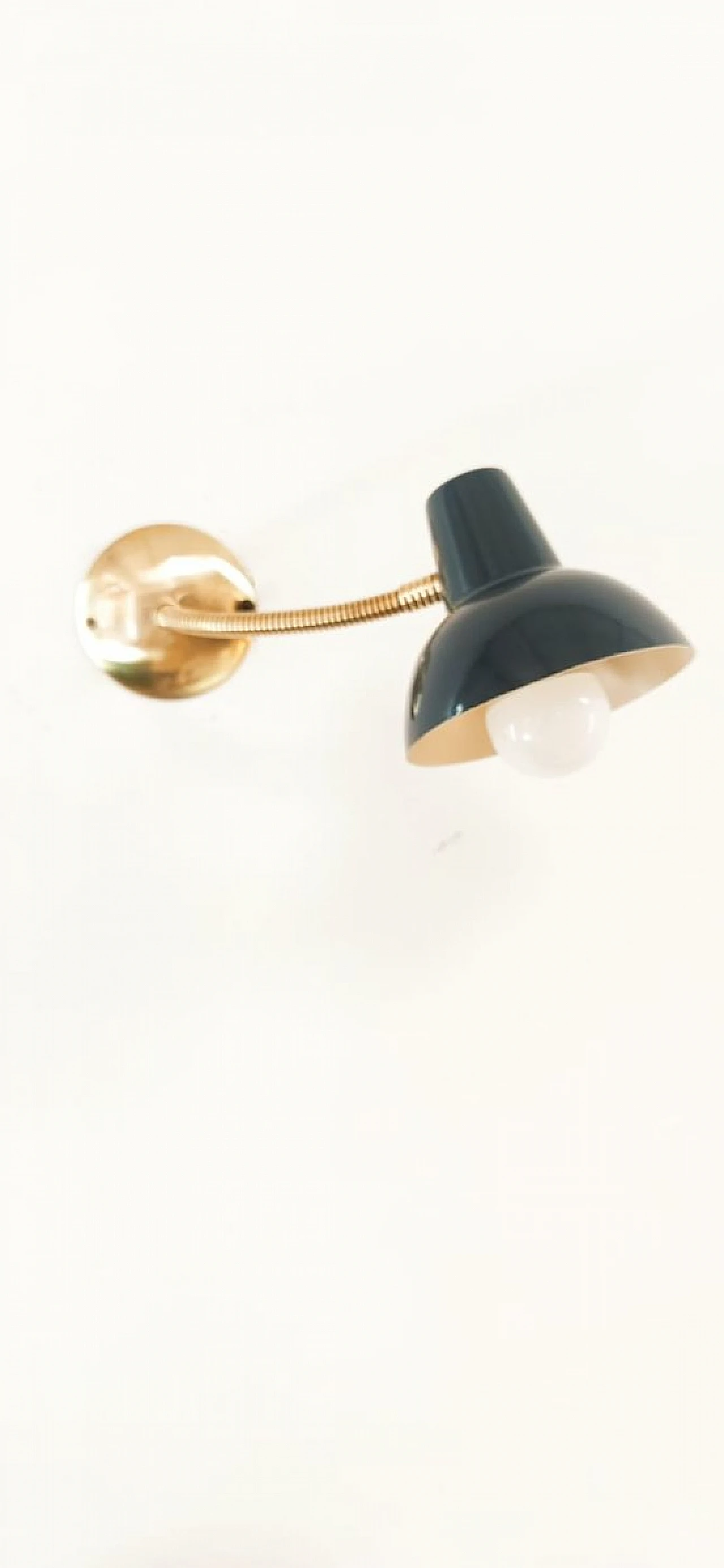 Flexible wall light in brass & black laquered aluminum, 1960s 8