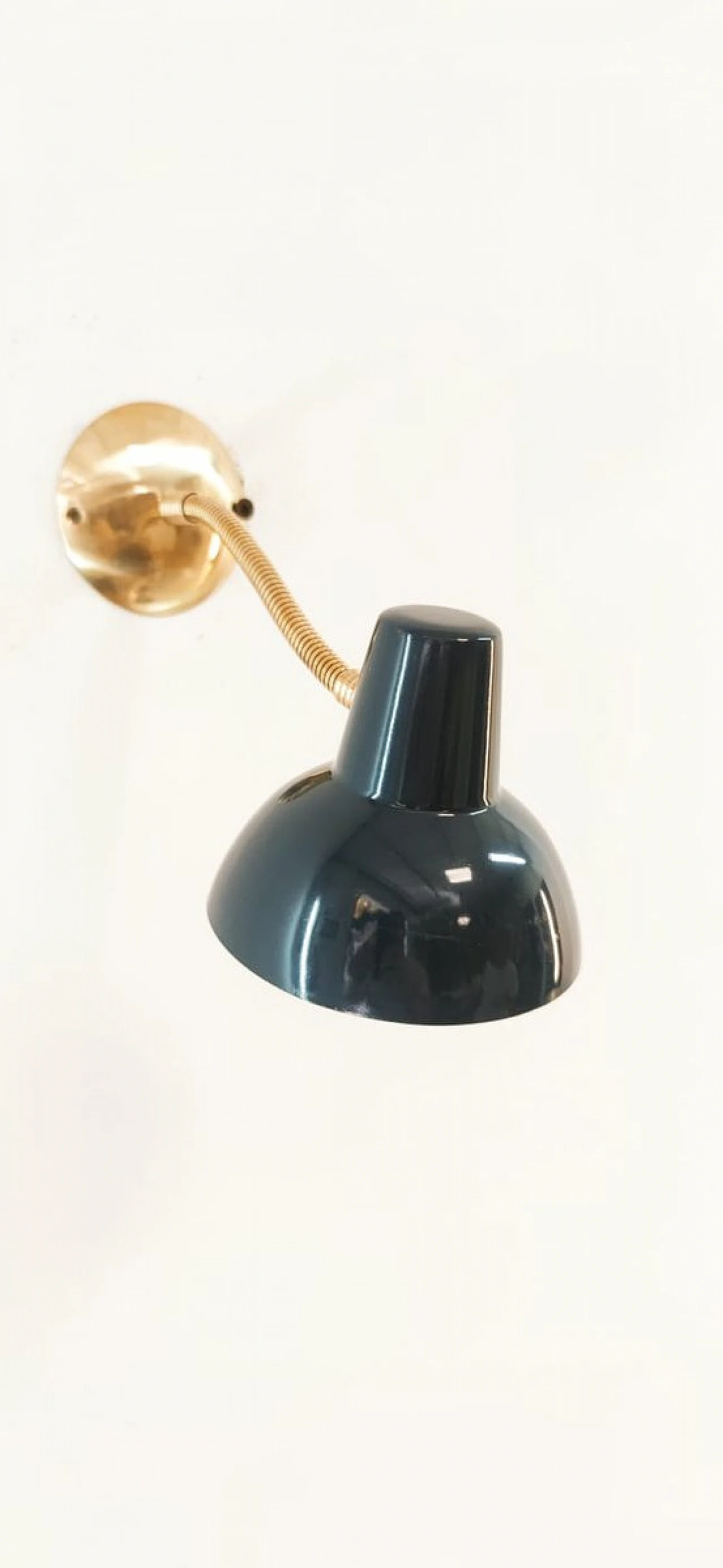 Flexible wall light in brass & black laquered aluminum, 1960s 10