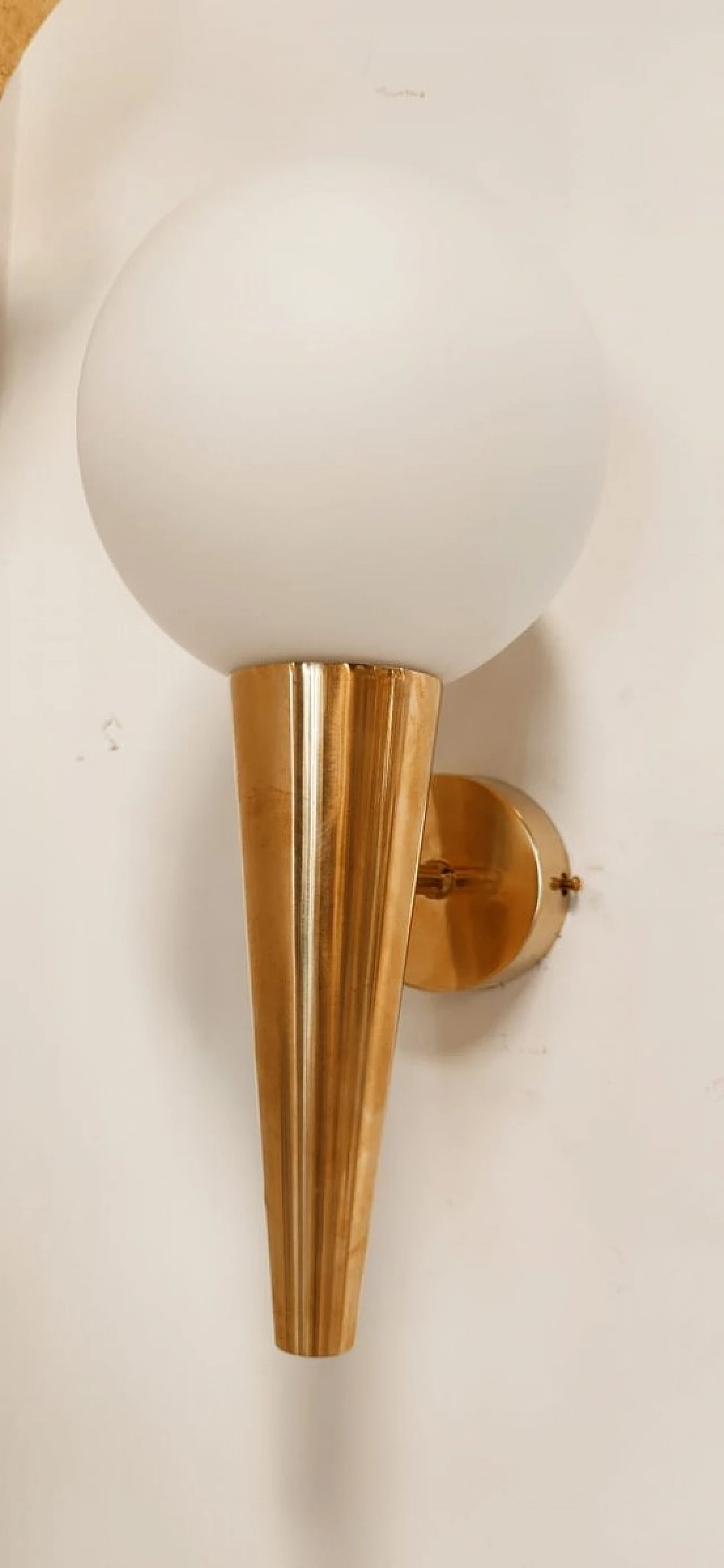 Brass wall light with spheric white glass diffuser, 1970s 13