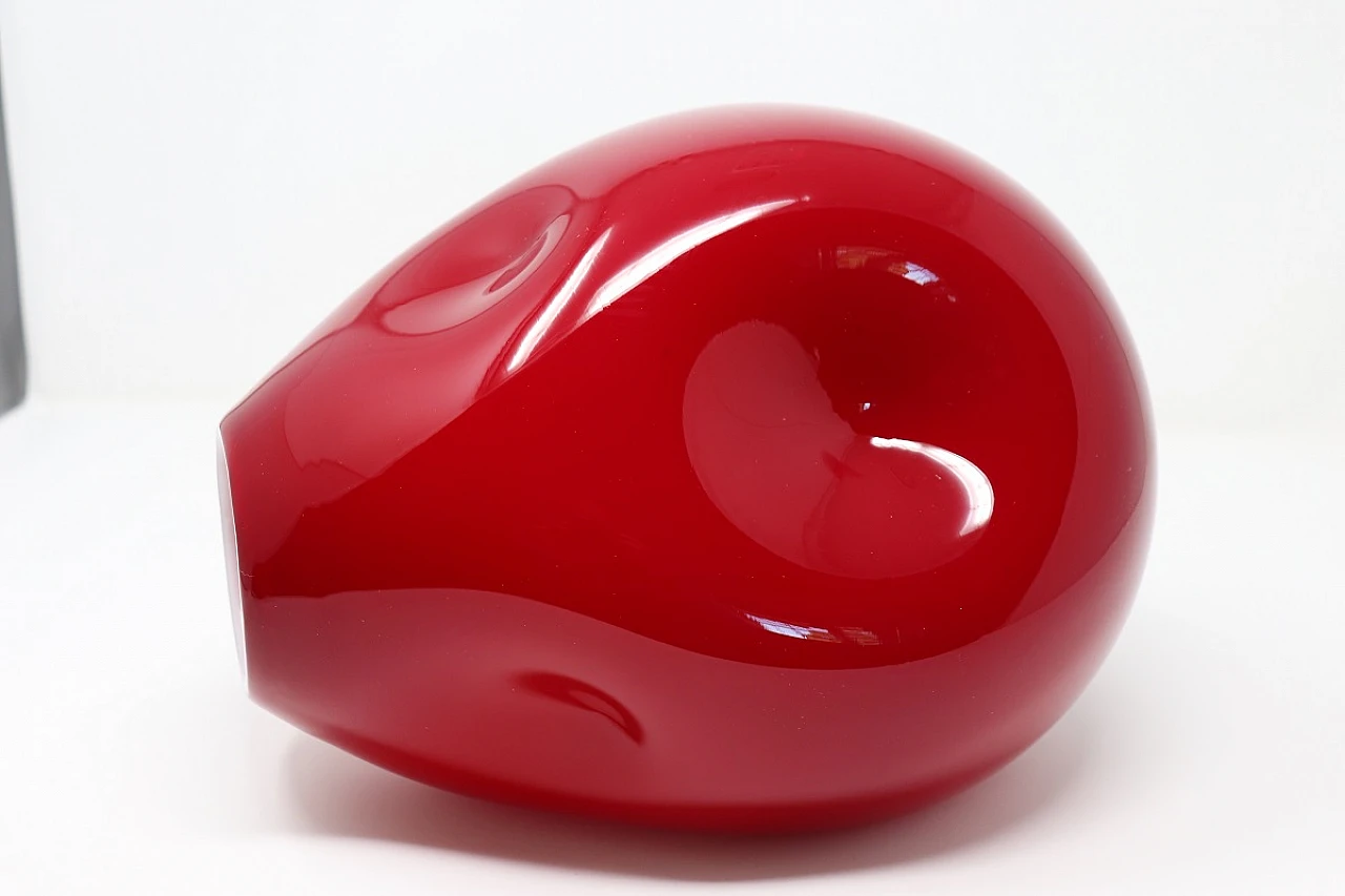 Incamiciato red Murano glass vase, 1970s 7