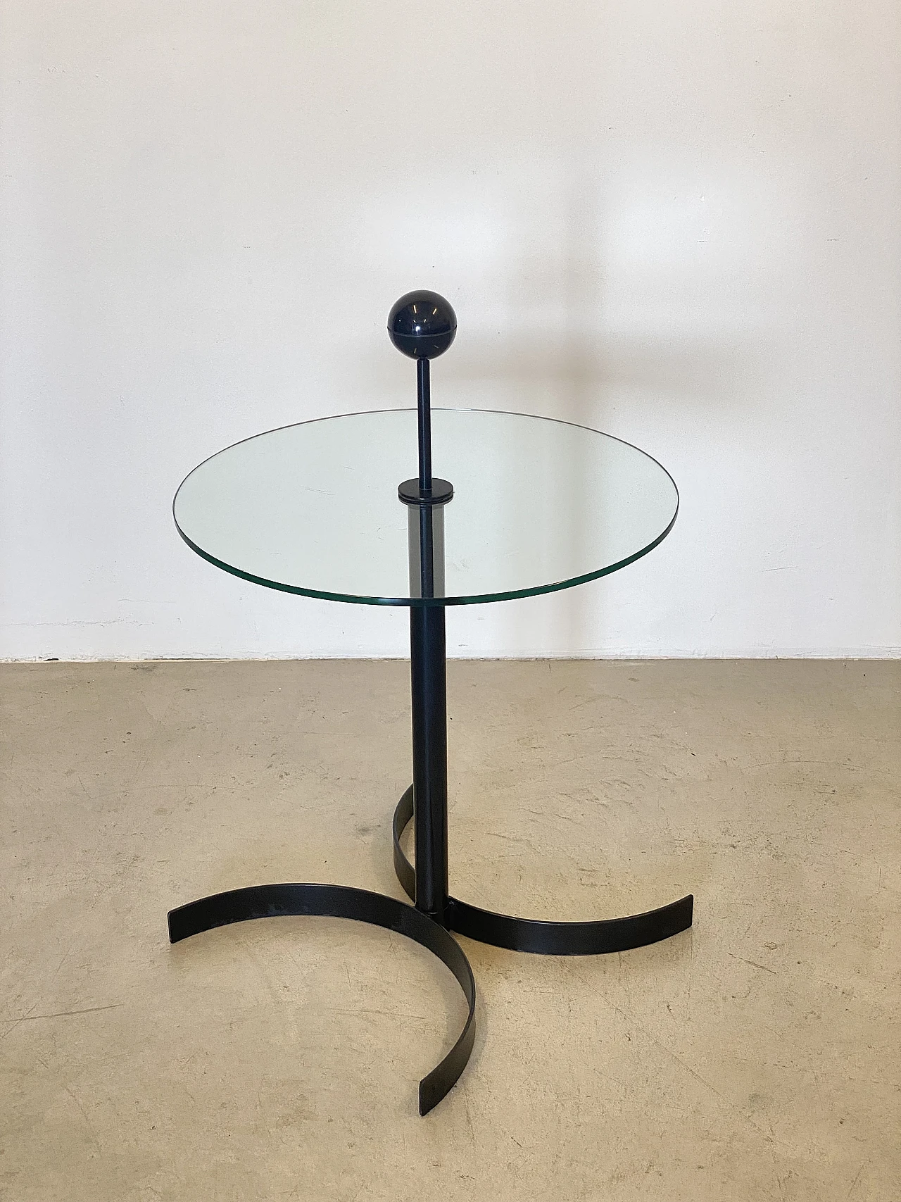 Pair of black lacquered iron and cut glass coffee tables, 1980s 5