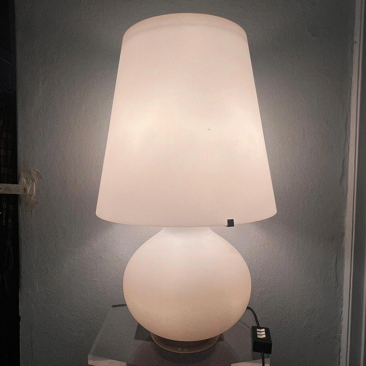 Table lamp 1853 in satin glass by Max Ingrand for Fontana Arte, 1960s 5