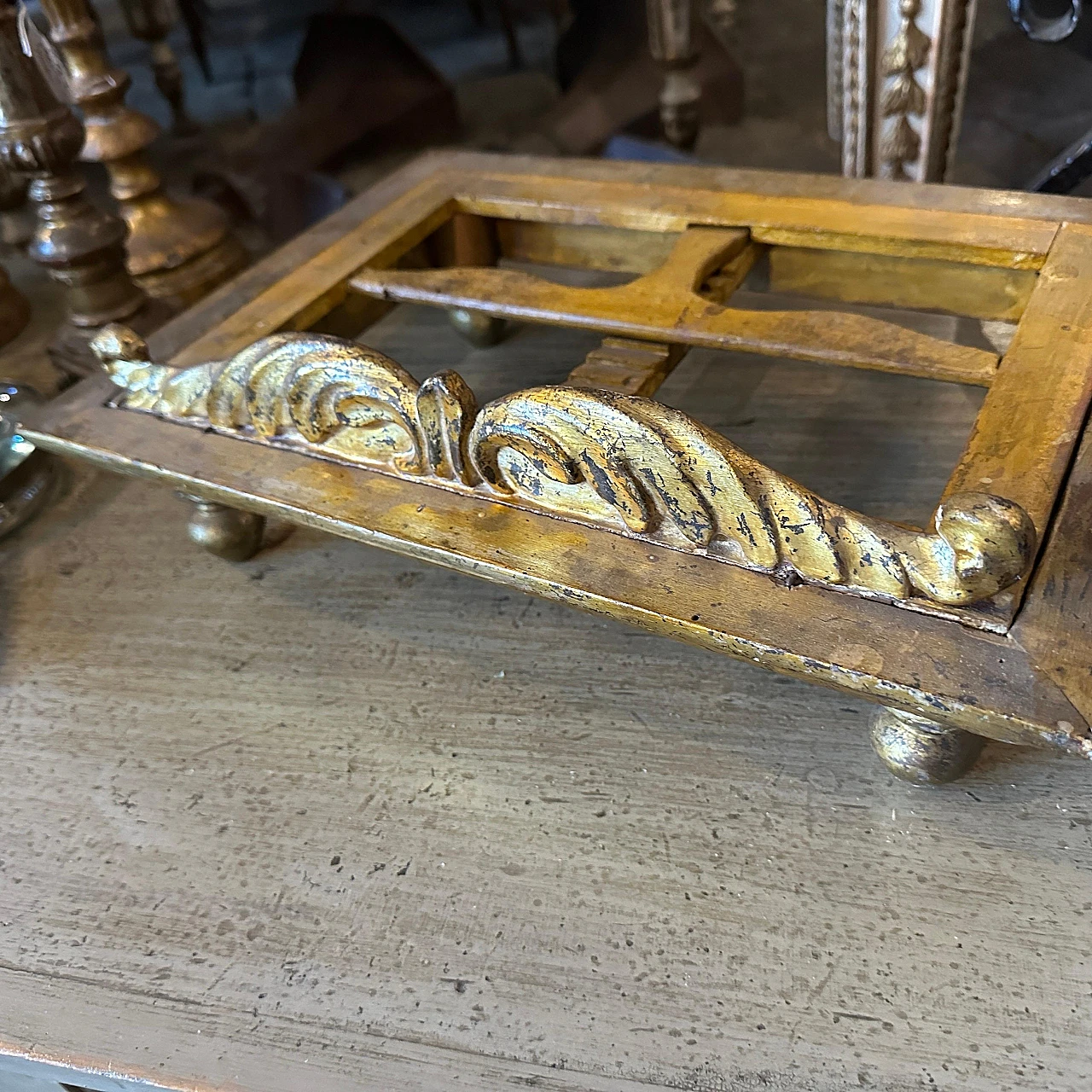 Baroque style book stand in hand-carved gilded wood, 1850s 4