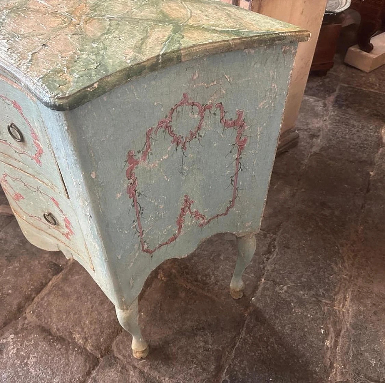 Louis XV style lacquered wood dresser with floral motifs, 19th century 7