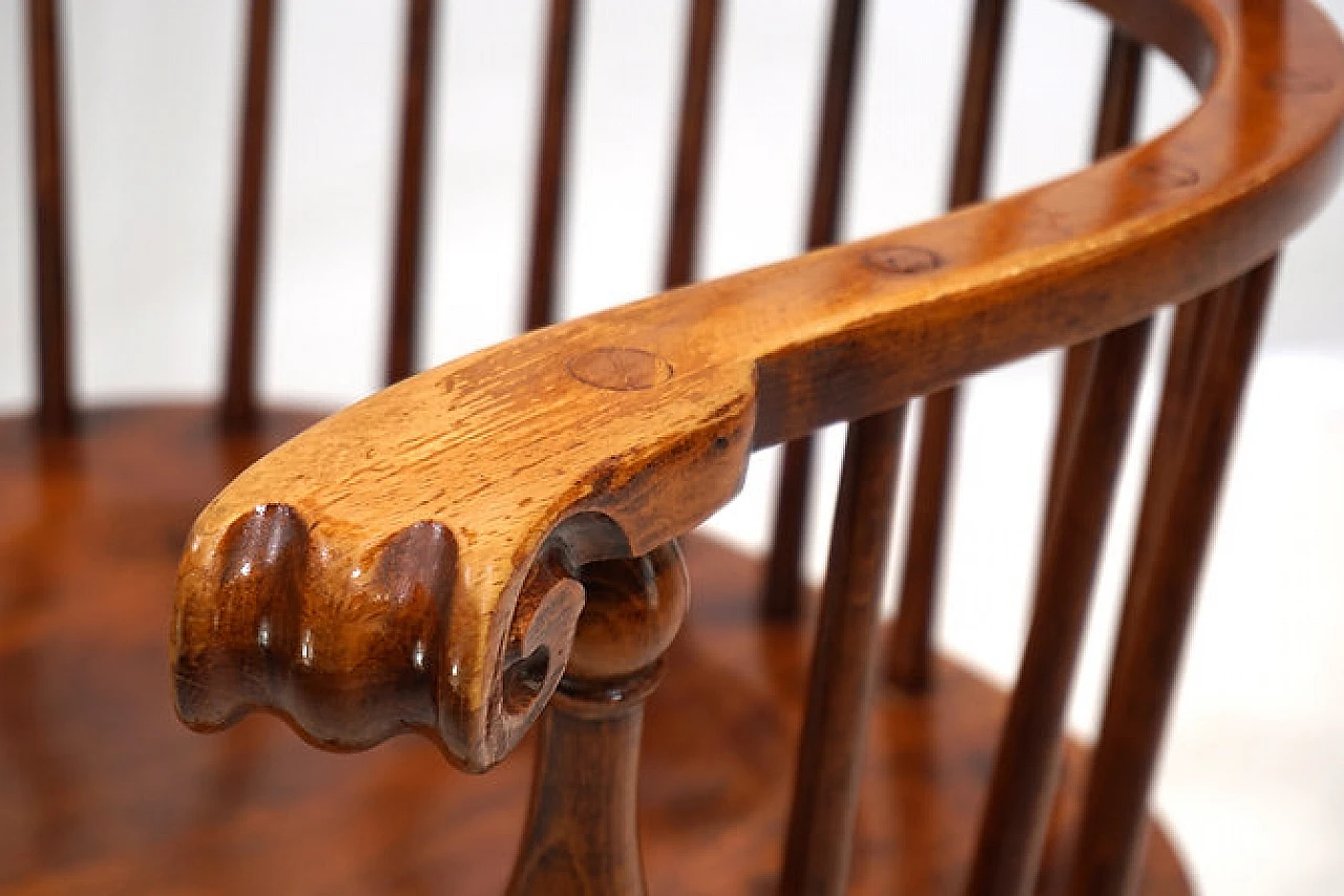 Elm Windsor captain's armchair, late 19th century 14