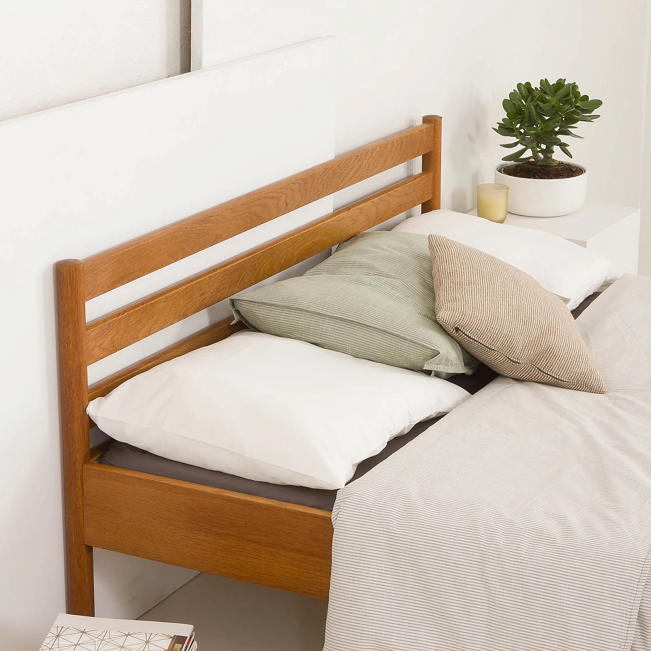 Double bed by Hans J. Wegner for Ry Møbler, 1970s 6