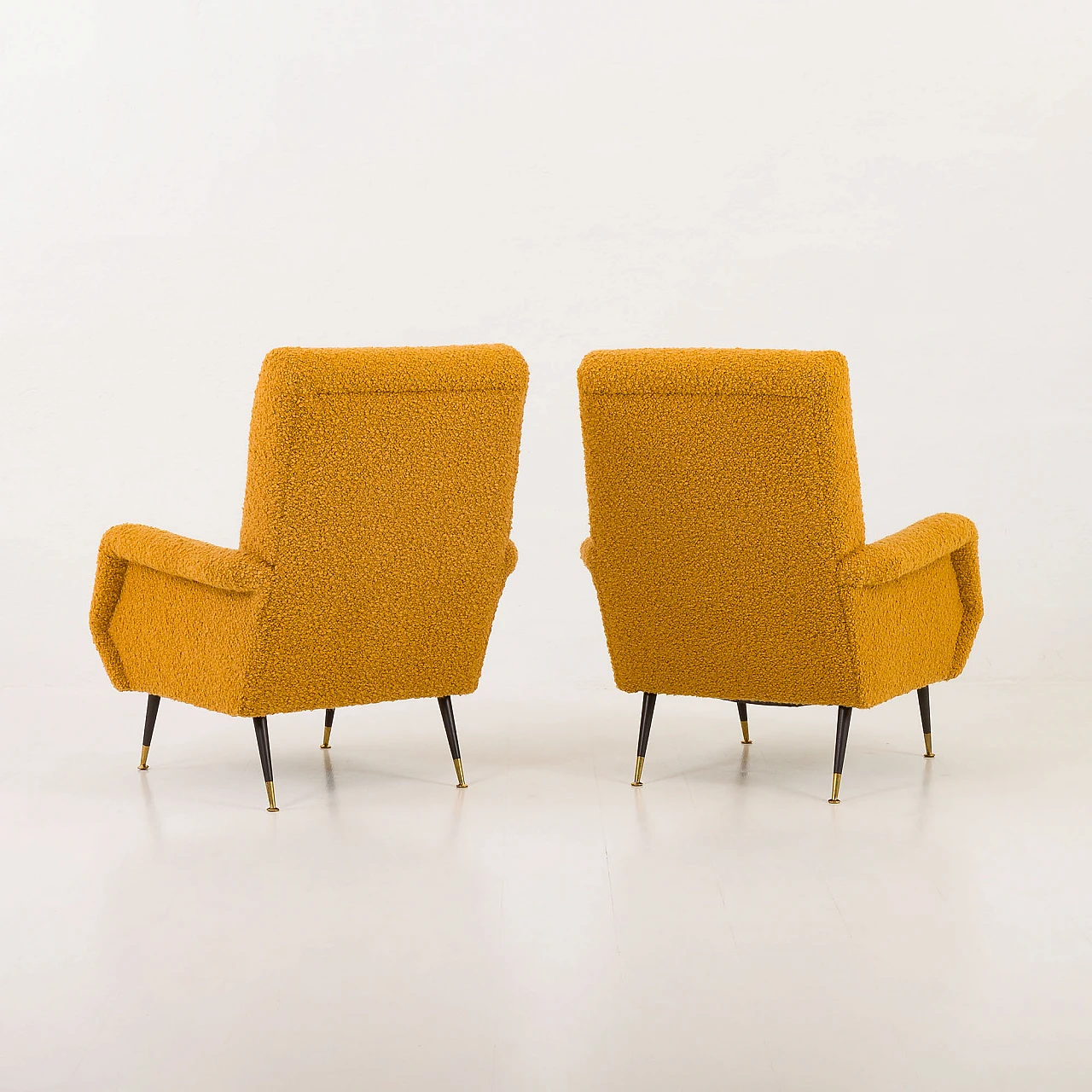 Pair of armchairs attributed to Gigi Radice for Minotti, 1950s 6