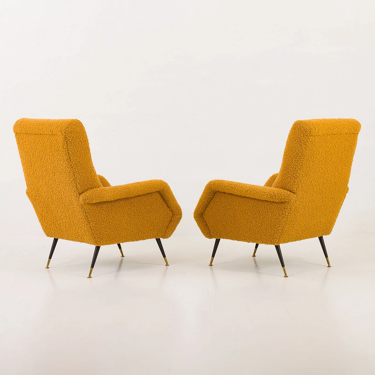 Pair of armchairs attributed to Gigi Radice for Minotti, 1950s 8