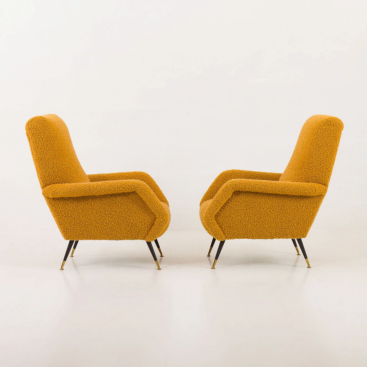 Pair of armchairs attributed to Gigi Radice for Minotti, 1950s 9