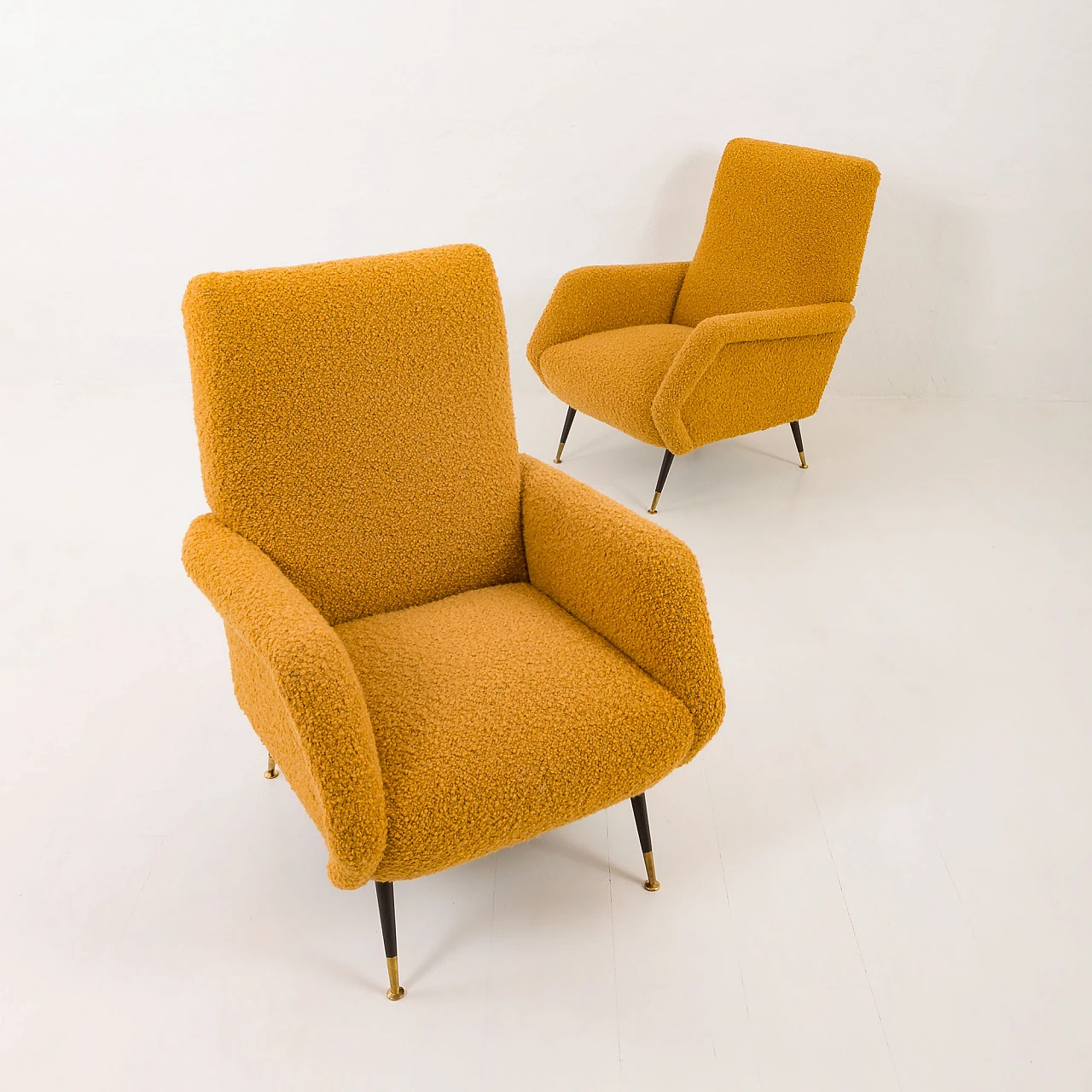 Pair of armchairs attributed to Gigi Radice for Minotti, 1950s 11