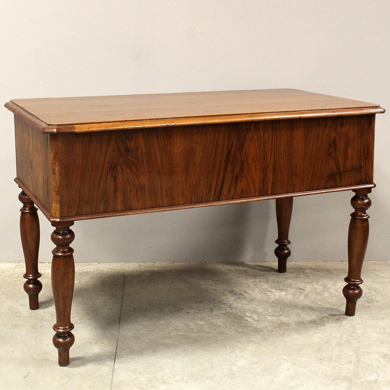 Louis Philippe Lombard solid walnut desk, 19th century 10