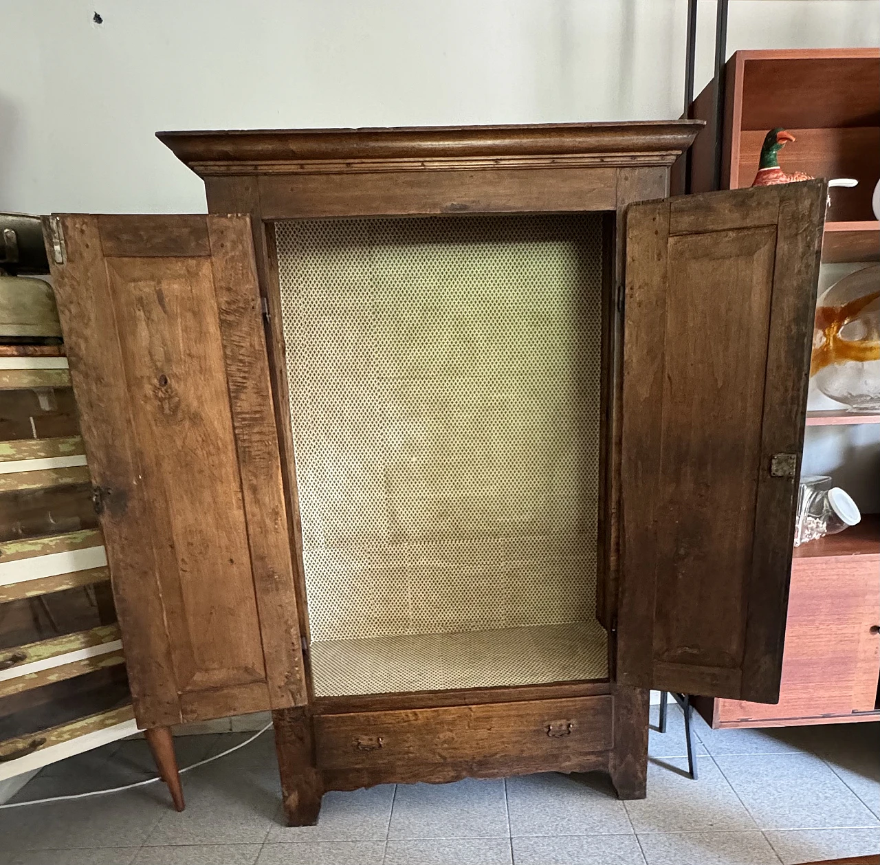 Piedmontese poplar cabinet, late 18th century 3