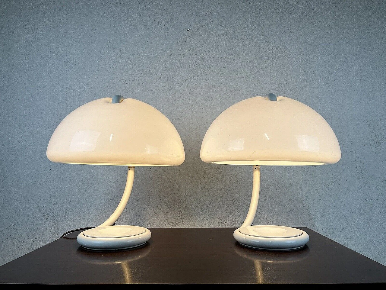 Pair of Cobra lamps by E. Martinelli for Martinelli Luce, 1960s 4