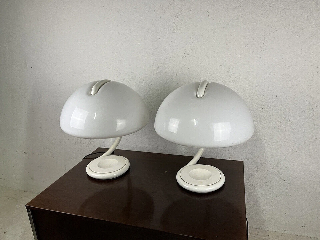 Pair of Cobra lamps by E. Martinelli for Martinelli Luce, 1960s 15