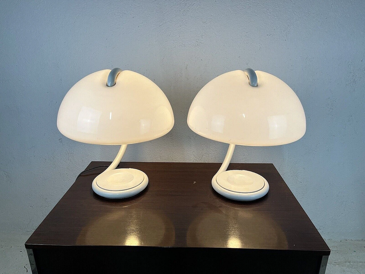 Pair of Cobra lamps by E. Martinelli for Martinelli Luce, 1960s 18