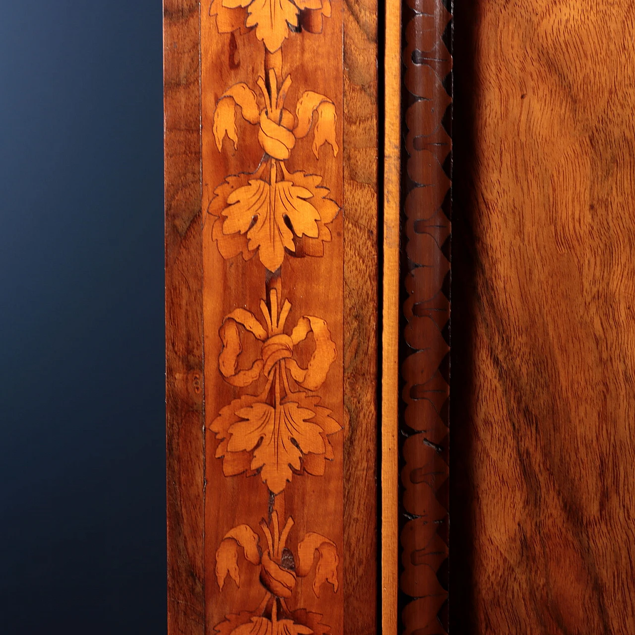 Secretaire  in legno intarsiato di Bottega Maggiolini, '800 4