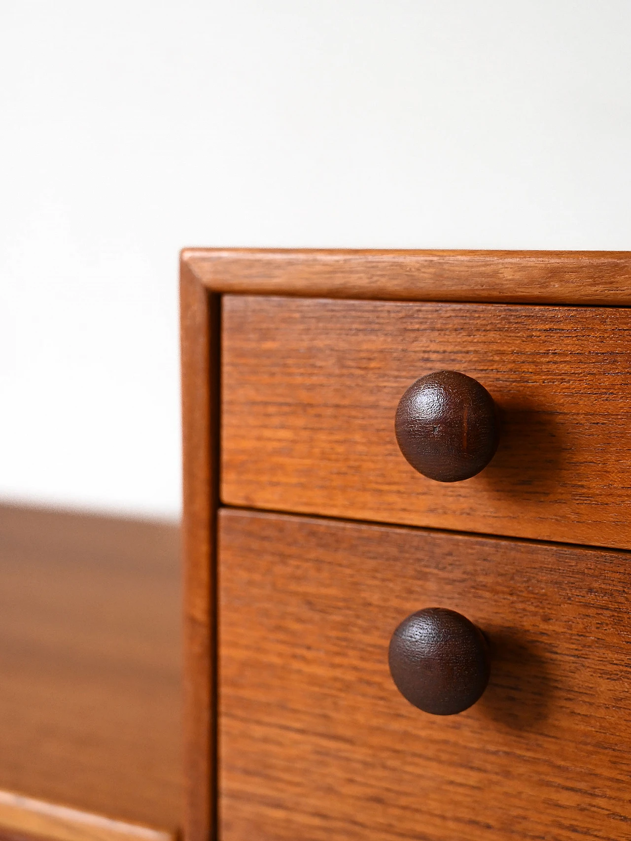 Teak entrance bench with drawers, 1960s 7