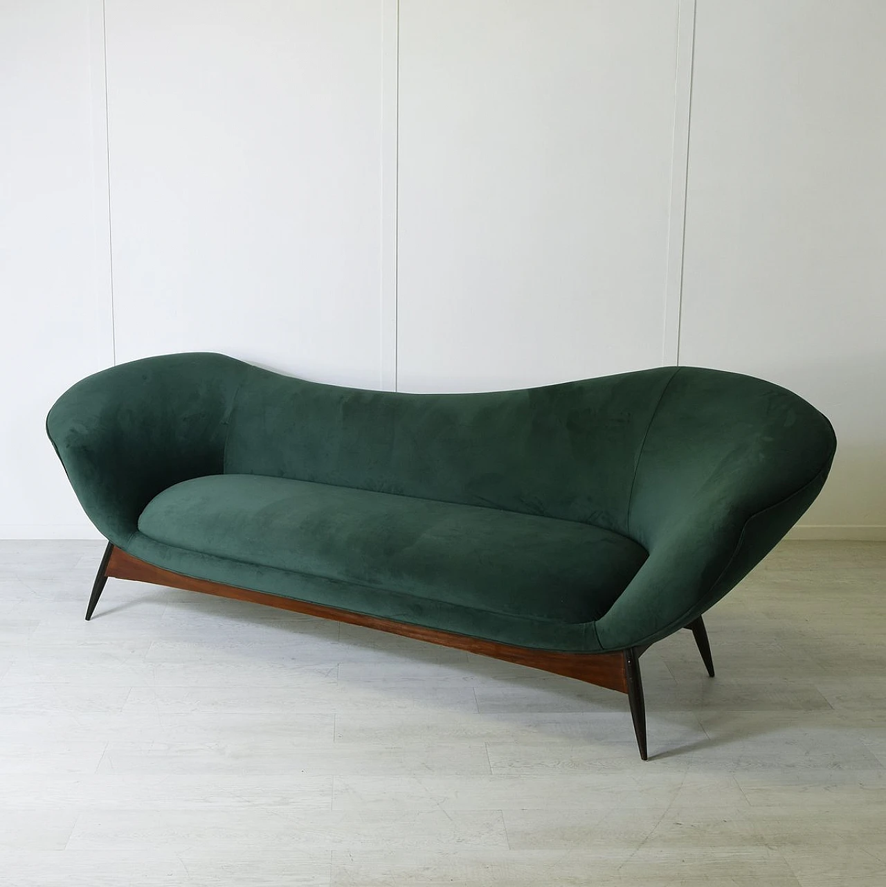 Curved sofa in green velvet with teak base by Flexform, 1950s 1