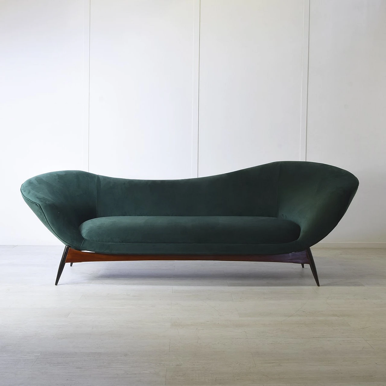 Curved sofa in green velvet with teak base by Flexform, 1950s 3