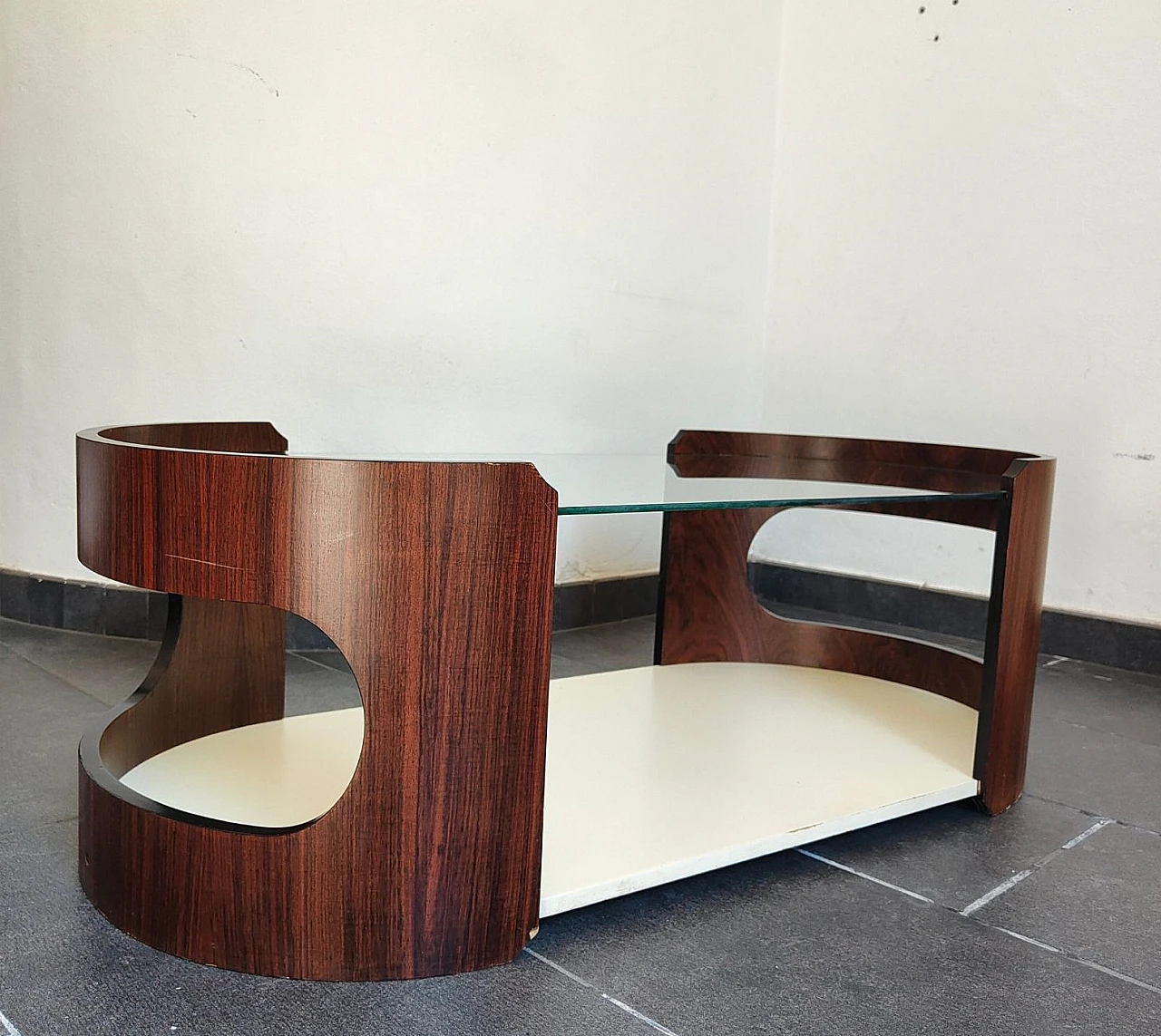 Tavolino in legno curvato e vetro nello stile di Joe Colombo, anni '70 6