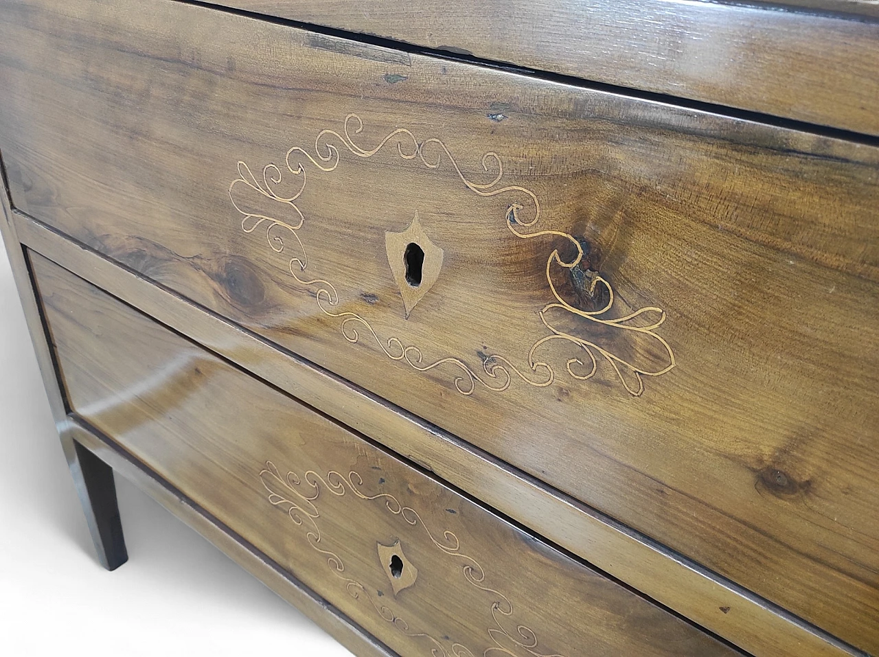 Solid cherry wood dresser, late 19th century 3