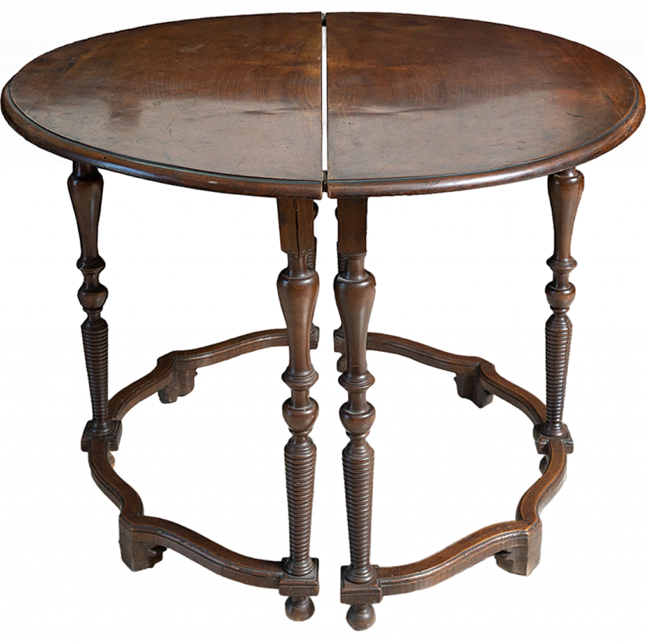 Solid walnut console table, first half of the 18th century 4