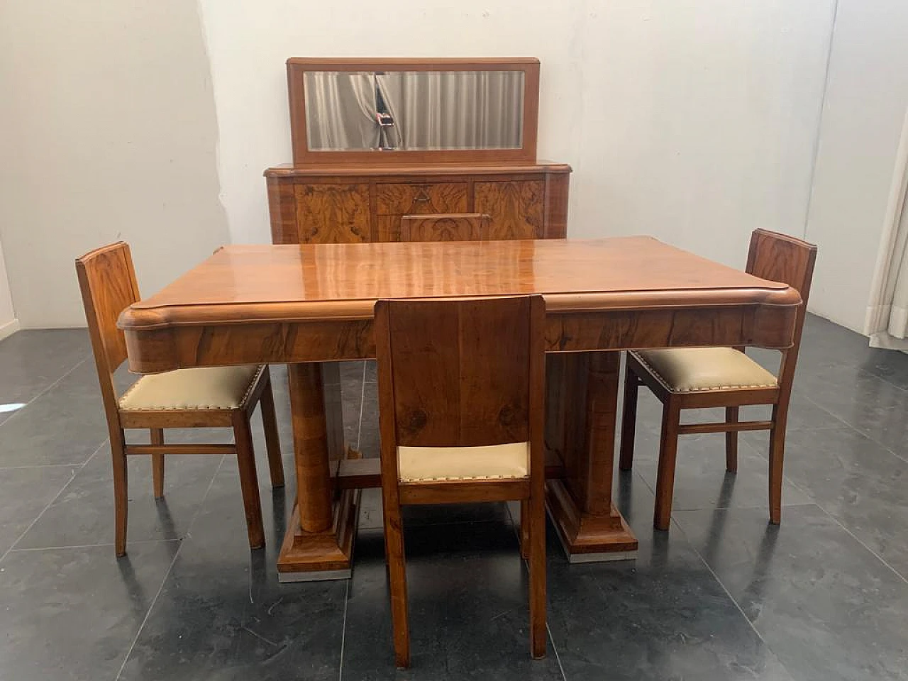 4 Chairs and table in walnut and walnut feather, 1940s 1