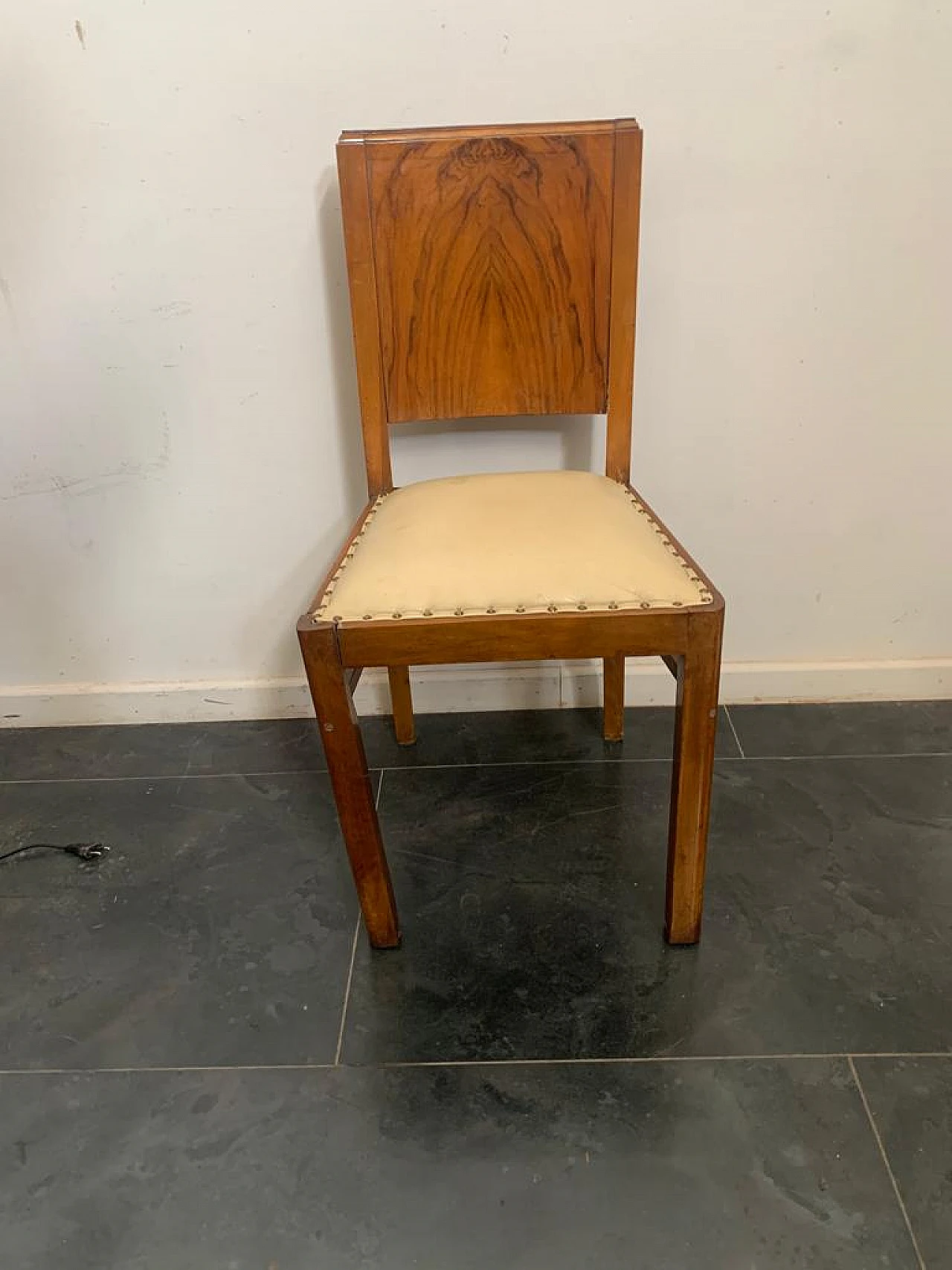 4 Chairs and table in walnut and walnut feather, 1940s 3