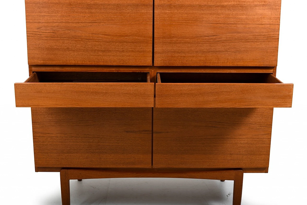 Credenza in teak con ante di I. Kofod-Larsen per Faarup, anni '60 7