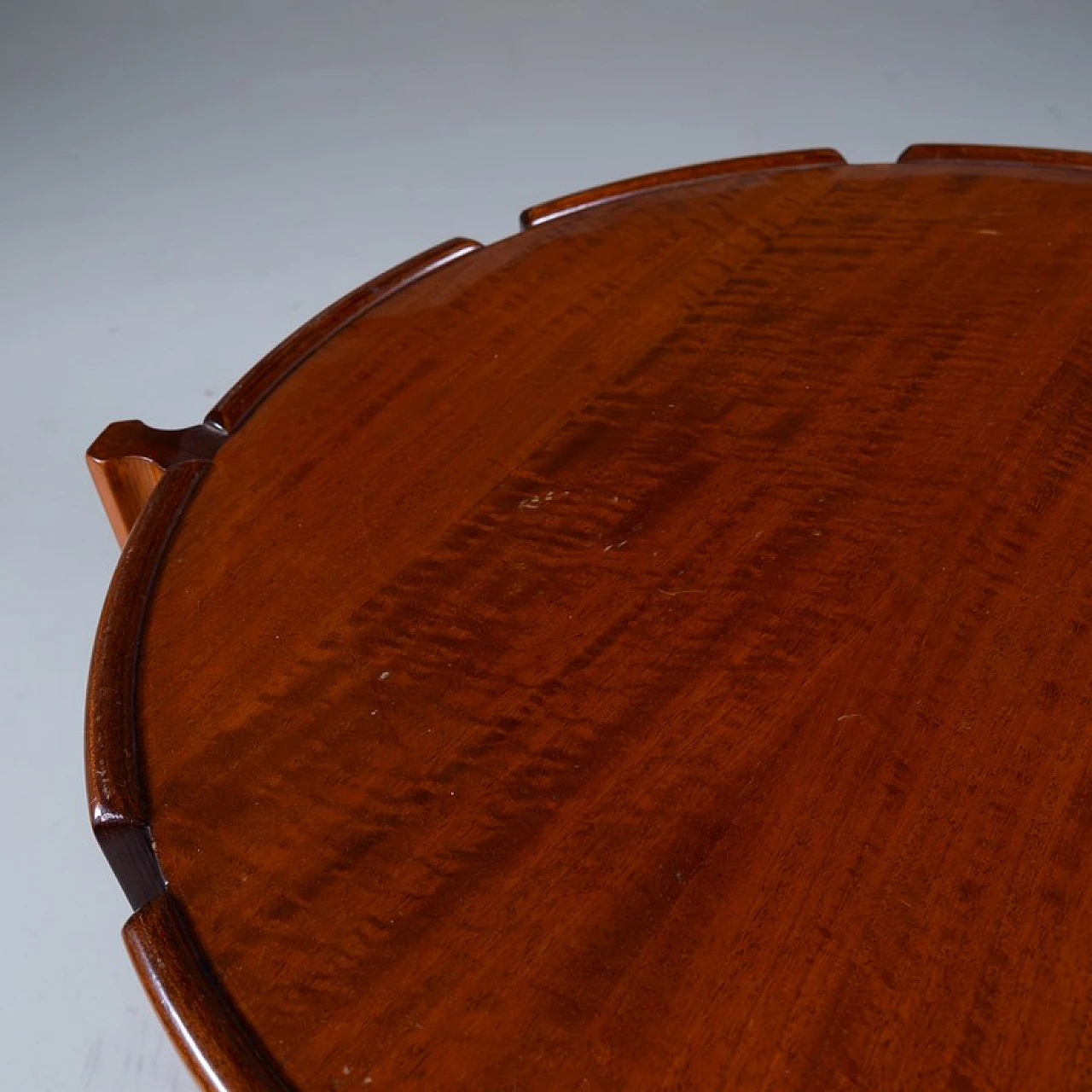 3 Interlocking wooden coffee tables, 1950s 2