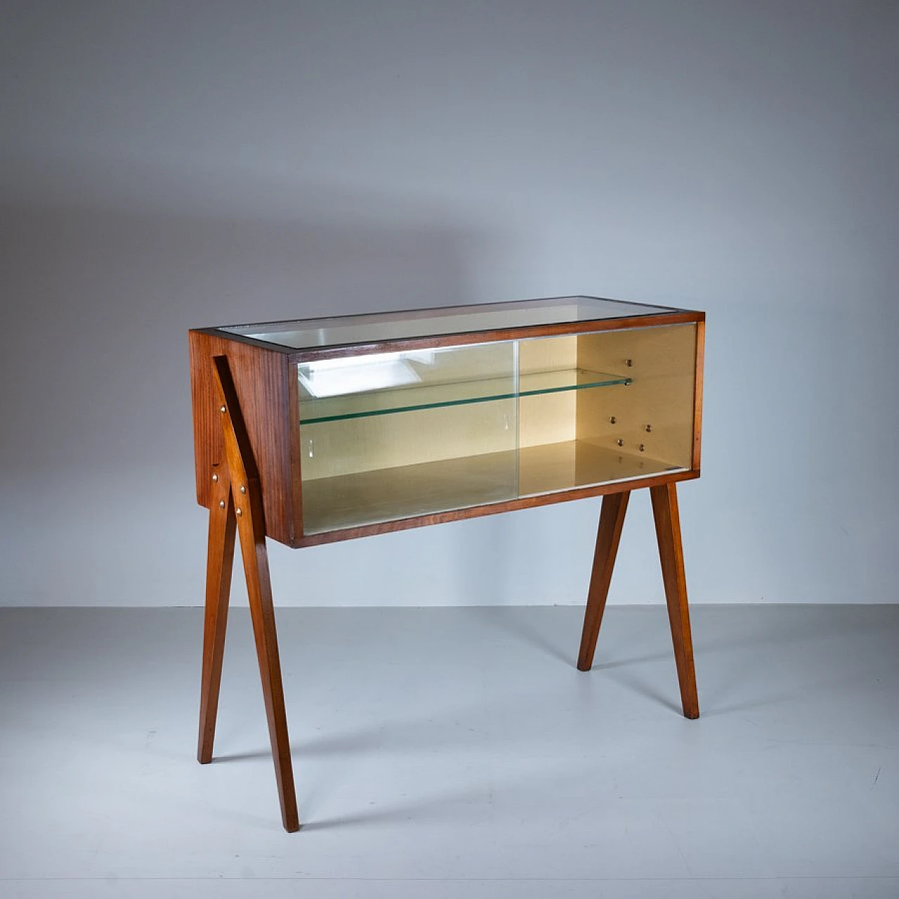 Sideboard with showcase in wood & glass by R. Scaltritti, 1950s 1