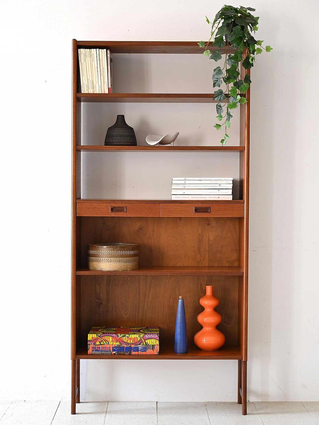 Libreria in teak con cassetti, anni '60 1