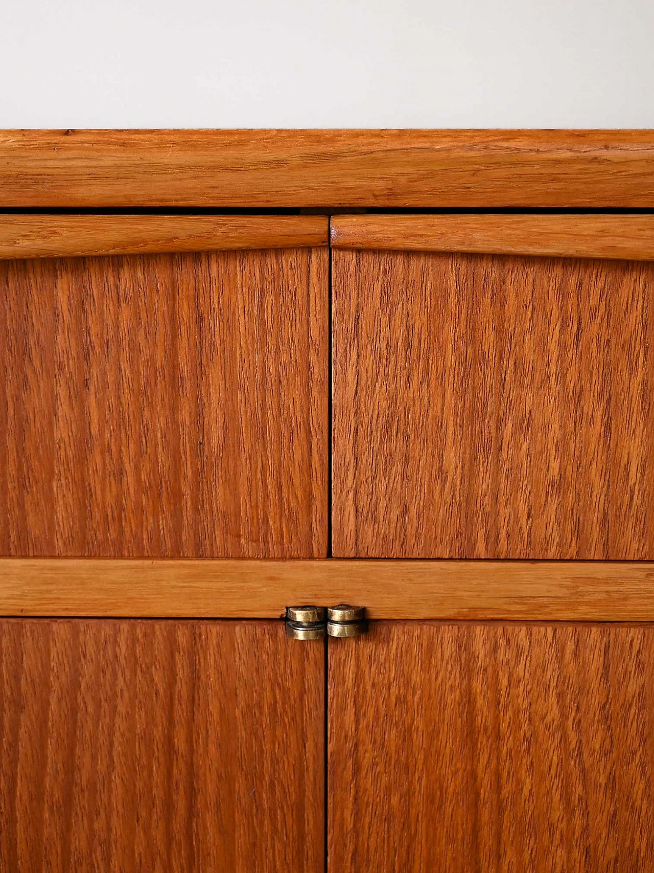 Credenza scandinava in teak e rovere, anni '60 10