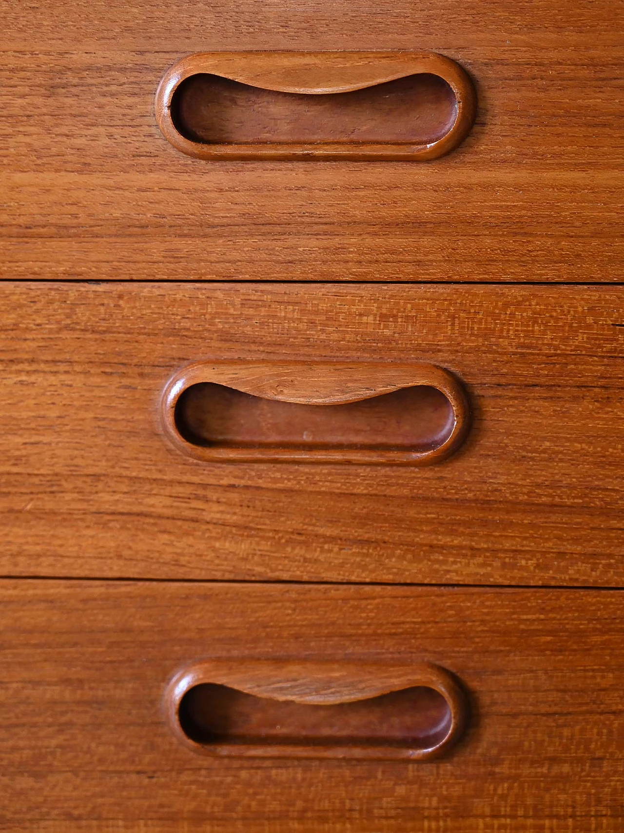 Credenza scandinava in teak e rovere con ante e cassetti, anni '60 12