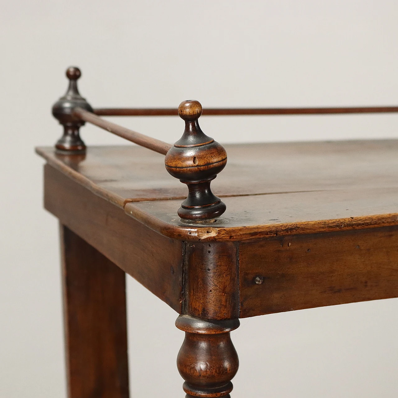 Étagère Louis Philippe in walnut with 4 shelves, 19th century 5