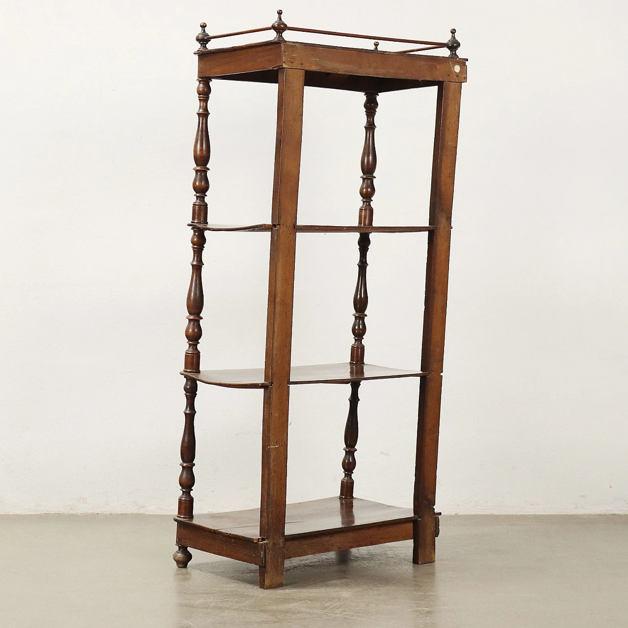 Étagère Louis Philippe in walnut with 4 shelves, 19th century 7