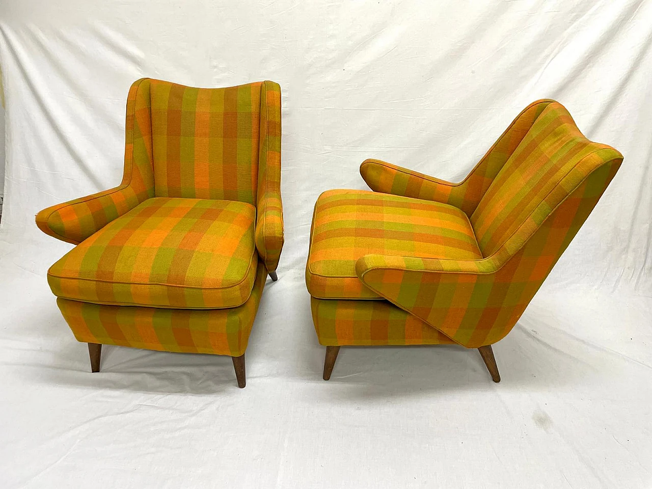 Pair of patterned fabric armchairs, 1960s 1