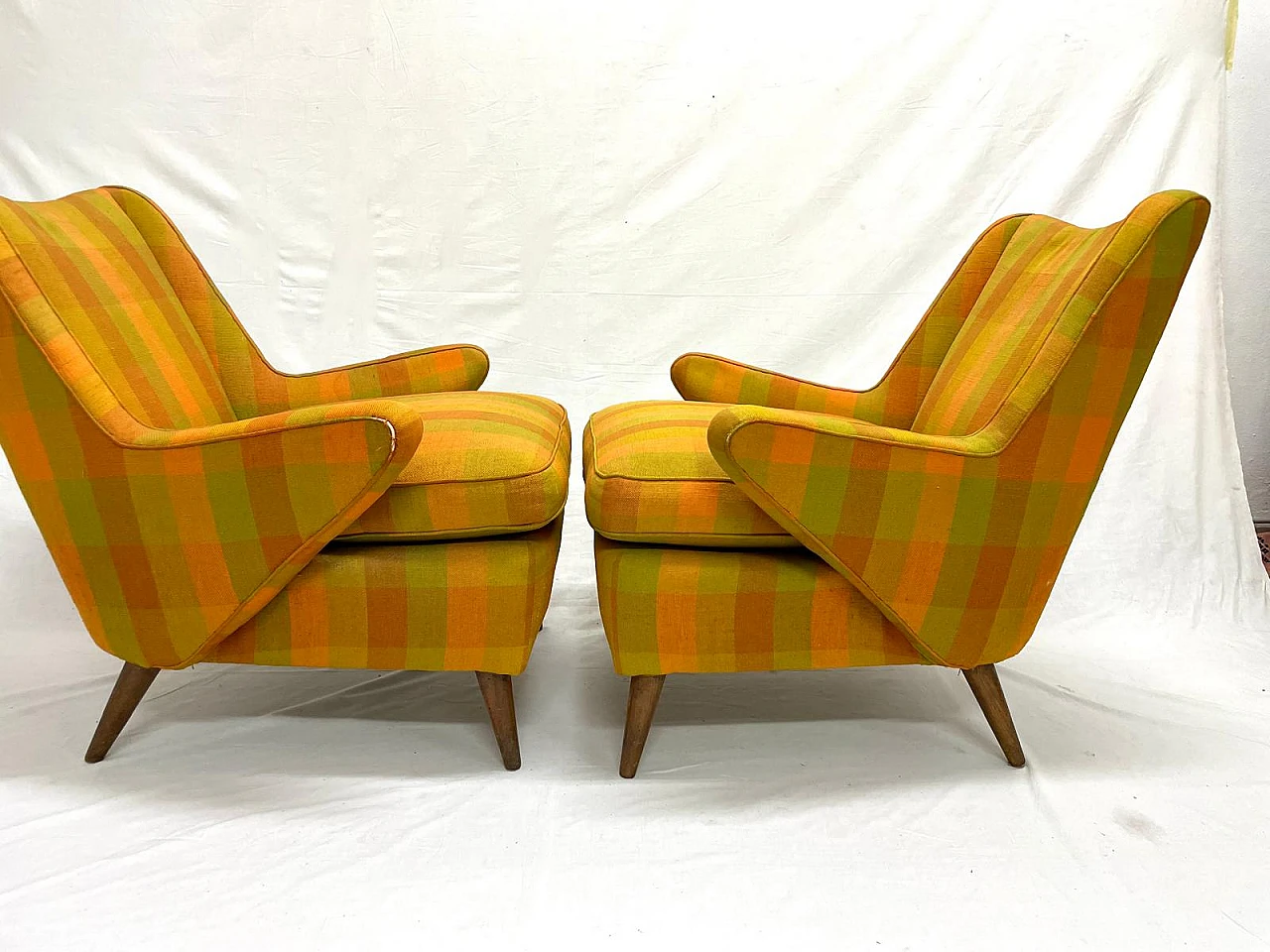 Pair of patterned fabric armchairs, 1960s 5